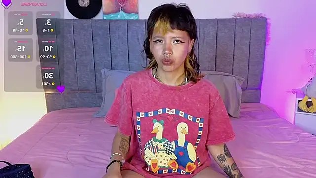 Luna Blooms online show from 04/12/26, 12:30