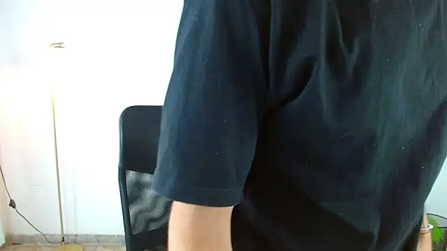 maax 18 online show from 03/30/26, 01:34