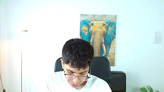 maax 18 online show from 03/29/26, 01:46