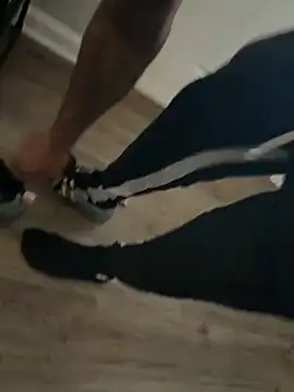 Snapshot of Thirdlegsuave chatting on 03/23/26, 10:09 Thirdlegsuave online show from 03/23/26, 10:09