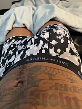 Thirdlegsuave online show from 04/22/26, 07:20