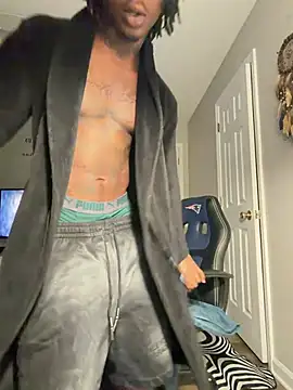 Snapshot of Thirdlegsuave chatting on 03/27/26, 03:04 Thirdlegsuave online show from 03/27/26, 03:04