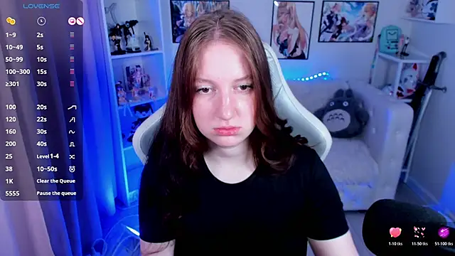 Snapshot of Elisabeth_Binder chatting on 06/23/26, 03:26 Elisabeth Binder online show from 06/23/26, 03:26