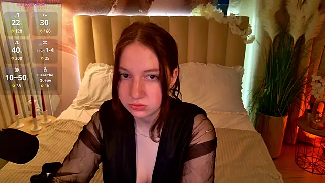 Elisabeth Binder online show from 04/14/26, 03:44