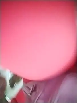 Snapshot of wet_vika chatting on 04/13/26, 11:47 wet vika online show from 04/13/26, 11:47