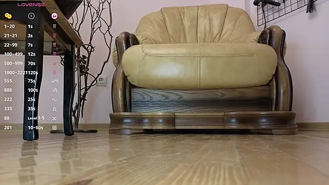 Snapshot of Ledi_Tii chatting on 04/01/26, 05:42 Ledi Tii online show from 04/01/26, 05:42