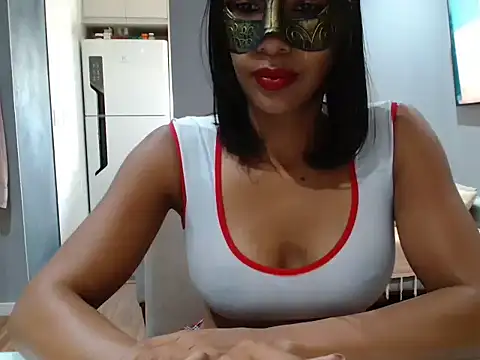 Snapshot of Apollo_Lunna chatting on 04/14/26, 12:32 Apollo Lunna online show from 04/14/26, 12:32