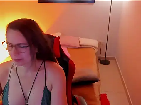 jazmin steele online show from 04/01/26, 01:41