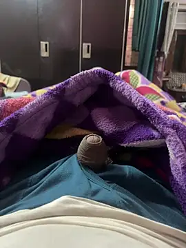 Snapshot of SingleBoy66666 chatting on 04/09/26, 07:53 SingleBoy66666 online show from 04/09/26, 07:53