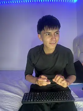 LYAN DYLAN online show from 03/26/26, 10:18