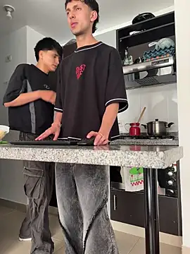 LYAN DYLAN online show from 04/05/26, 08:04