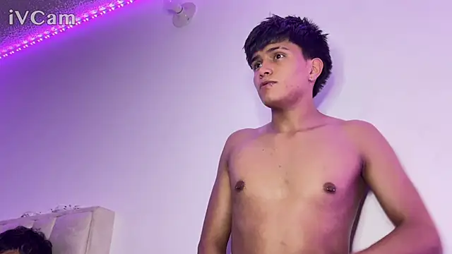 LYAN DYLAN online show from 04/14/26, 10:59