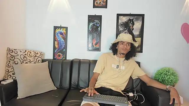 sweet rose72 online show from 05/08/26, 01:42