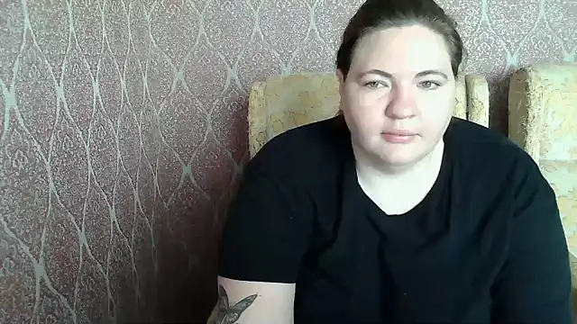 Snapshot of ElviraOreilllyX chatting on 05/25/26, 06:56 ElviraOreilllyX online show from 05/25/26, 06:56