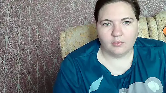 Snapshot of ElviraOreilllyX chatting on 05/12/26, 08:21 ElviraOreilllyX online show from 05/12/26, 08:21