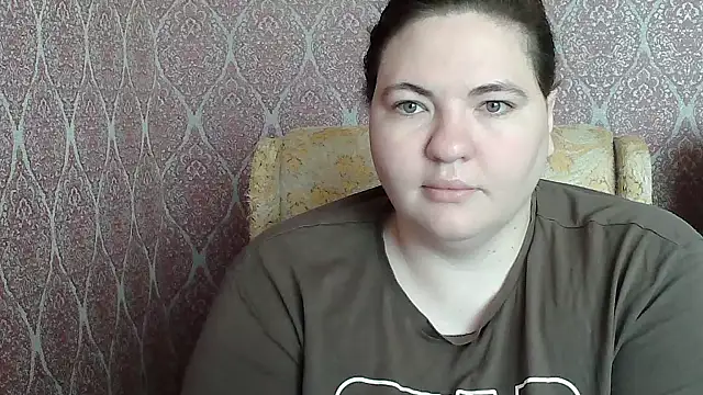 Snapshot of ElviraOreilllyX chatting on 04/27/26, 07:06 ElviraOreilllyX online show from 04/27/26, 07:06