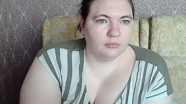 Snapshot of ElviraOreilllyX chatting on 05/05/26, 07:00 ElviraOreilllyX online show from 05/05/26, 07:00