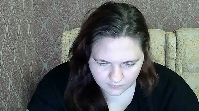 Snapshot of ElviraOreilllyX chatting on 05/13/26, 07:21 ElviraOreilllyX online show from 05/13/26, 07:21