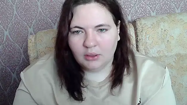 Snapshot of ElviraOreilllyX chatting on 04/04/26, 08:21 ElviraOreilllyX online show from 04/04/26, 08:21