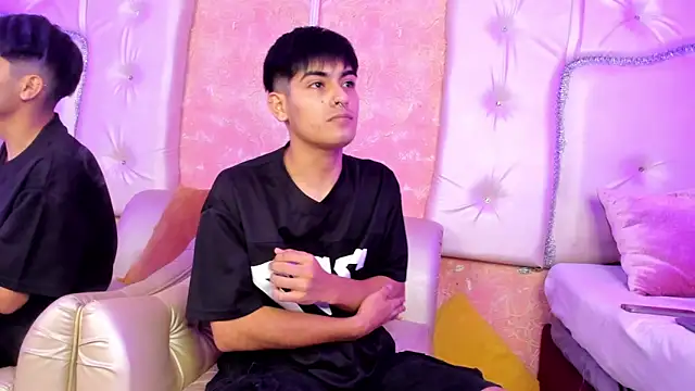 TylerCruz   online show from 04/02/26, 01:18