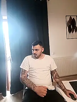 I amAhille online show from 04/01/26, 12:50