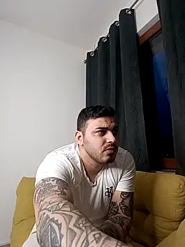 I amAhille online show from 03/25/26, 04:50