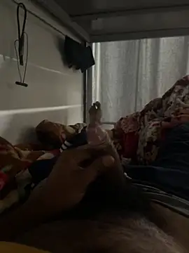 Snapshot of devlove352 chatting on 03/26/26, 06:11 devlove352 online show from 03/26/26, 06:11