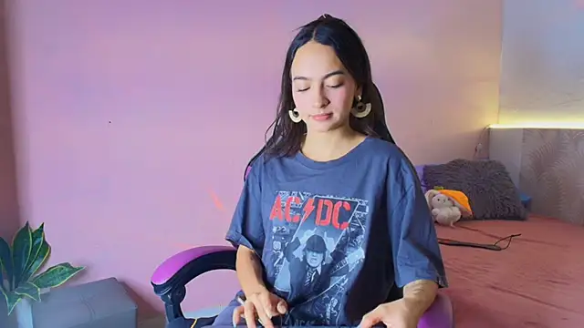 Daphne Rosse online show from 05/29/26, 11:38