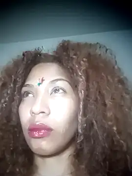 Snapshot of SolashLitzy_Curly chatting on 07/10/26, 06:24 SolashLitzy Curly online show from 07/10/26, 06:24
