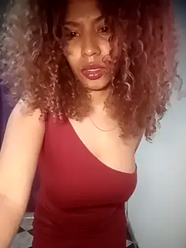 Snapshot of SolashLitzy_Curly chatting on 07/08/26, 02:18 SolashLitzy Curly online show from 07/08/26, 02:18