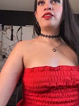 Darkrisnah online show from 05/16/26, 08:41