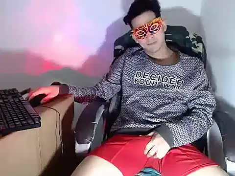 SexyboyHot2000 online show from 05/28/26, 08:26