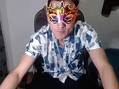 Snapshot of SexyboyHot2000 chatting on 04/10/26, 02:07 SexyboyHot2000 online show from 04/10/26, 02:07