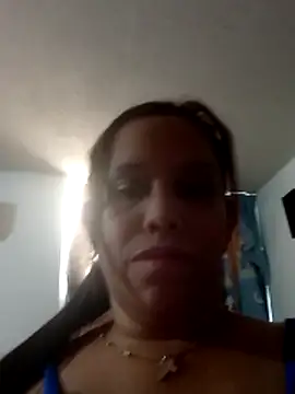alexandra-queen online show from 04/22/26, 06:04