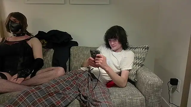 Teddy4420 online show from 04/23/26, 03:24