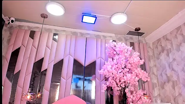 Snapshot of Morgananoir1 chatting on 04/14/26, 09:53 Morgananoir1 online show from 04/14/26, 09:53