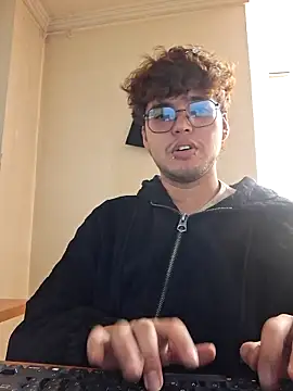 hornsgoat  online show from 04/13/26, 02:32