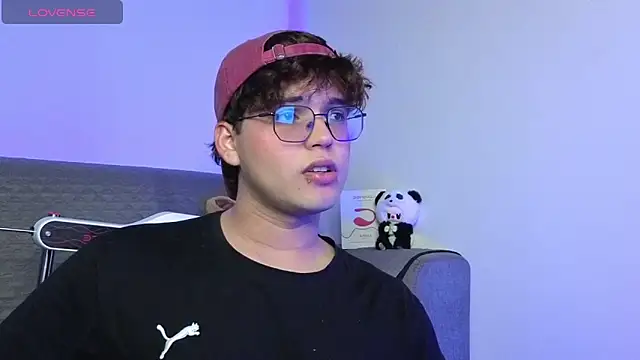 hornsgoat  online show from 04/05/26, 08:04