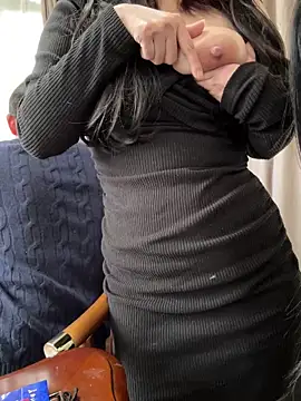 Snapshot of Lola666999 chatting on 03/25/26, 02:33 Lola666999 online show from 03/25/26, 02:33