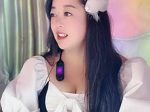 Snapshot of A-wzz chatting on 04/13/26, 02:54 A-wzz online show from 04/13/26, 02:54