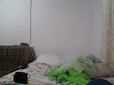 Snapshot of T_Santana chatting on 06/16/26, 04:45 T Santana online show from 06/16/26, 04:45