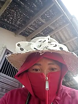 Snapshot of Lily_Daisy chatting on 04/06/26, 07:53 Lily Daisy online show from 04/06/26, 07:53