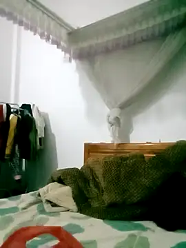 Snapshot of Lily_Daisy chatting on 04/04/26, 12:56 Lily Daisy online show from 04/04/26, 12:56