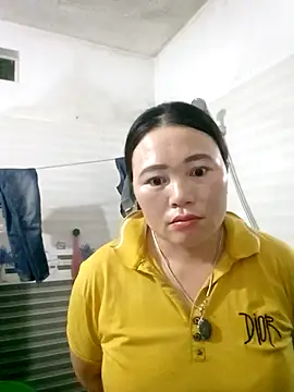 Snapshot of Lily_Daisy chatting on 03/25/26, 10:30 Lily Daisy online show from 03/25/26, 10:30