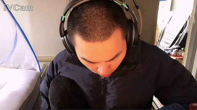 dyjdddttj online show from 03/31/26, 01:29