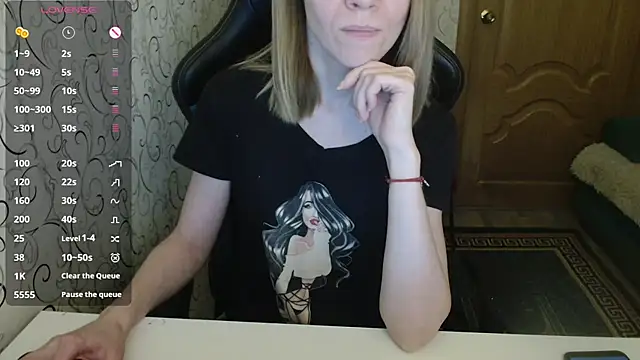 Ricky Chadwick  online show from 04/12/26, 04:54