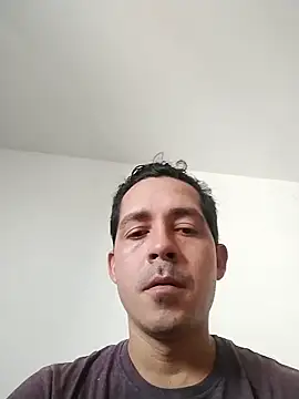 Gabriel leon33 online show from 05/17/26, 08:20