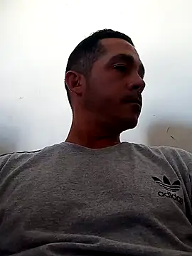 Gabriel leon33 online show from 03/25/26, 07:57