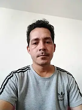 Gabriel leon33 online show from 05/15/26, 09:13
