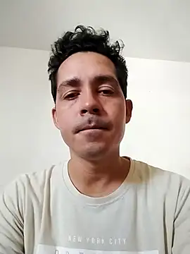 Gabriel leon33 online show from 05/16/26, 05:56